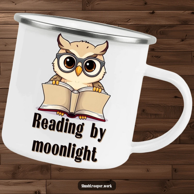 Funny Owl Librarian Camping Mug: Cheerful owl with spectacles, reading, perfect for outdoor beverages.